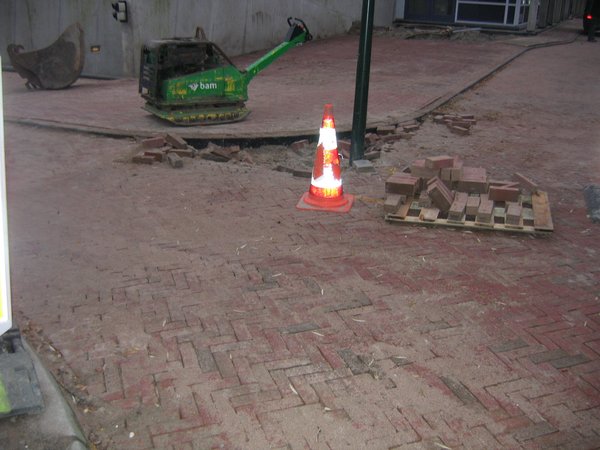 Wat een handige plek voor een lantarenpaal