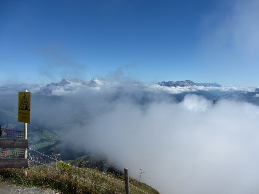 Loferer Steinberge en Leoganger Steinberge, en niet naar beneden vallen