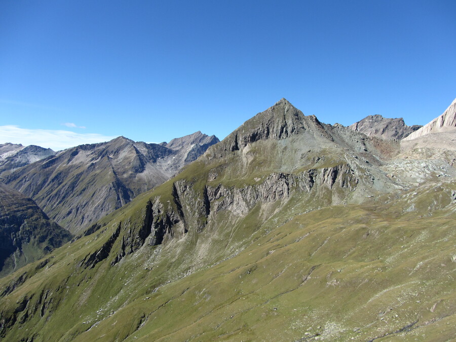 De Ogasilspitze en het pad door de Hochkar