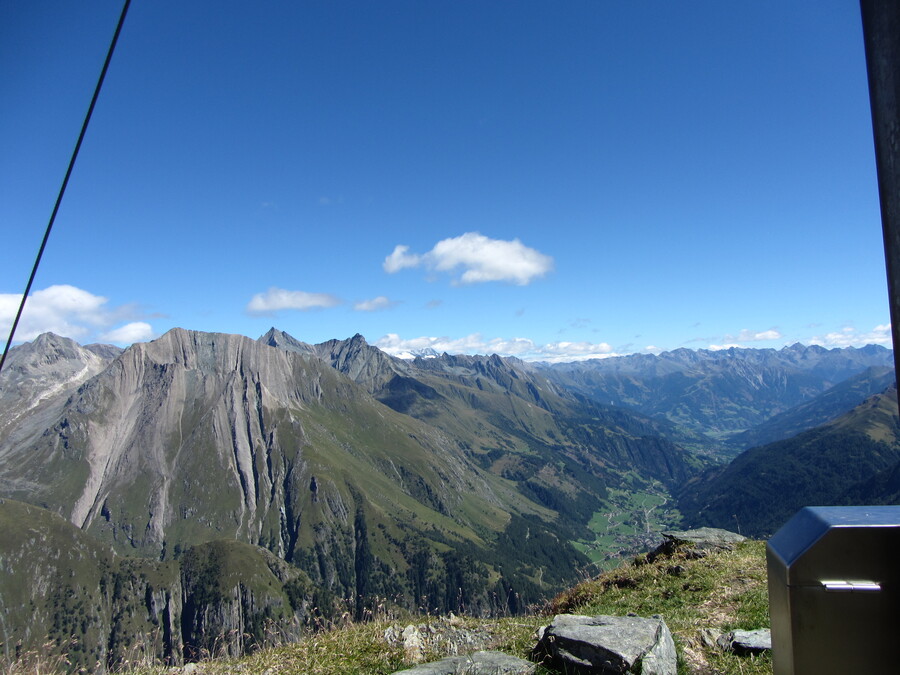 De Groß Glockner bijna wolkenvrij