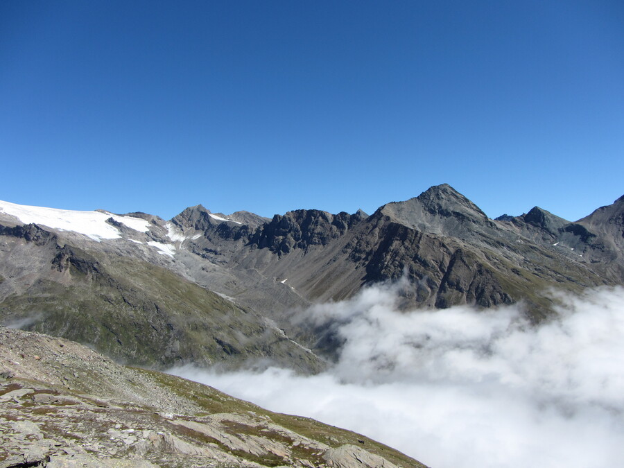 Richting westen met de Wallhorntörl (Törl naar het Timmeltal) en de Zopetspitze