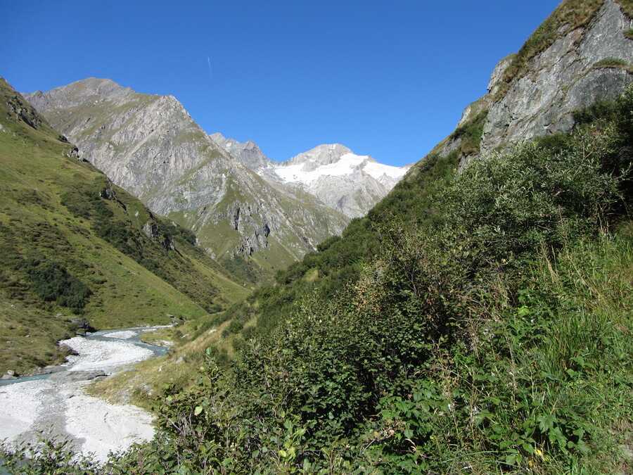 De gletsjer bovenaan de Rötspitz heeft haast geen verse sneeuw meer