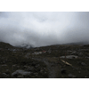 De hut ligt een beetje apocalyptisch in de wolken te liggen