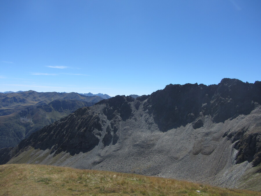 Richting Itali&euml; zat een berg in de weg van het uitzicht